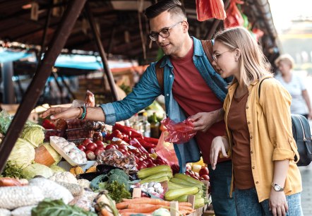 Markt, © Adobe Stock / PointImages