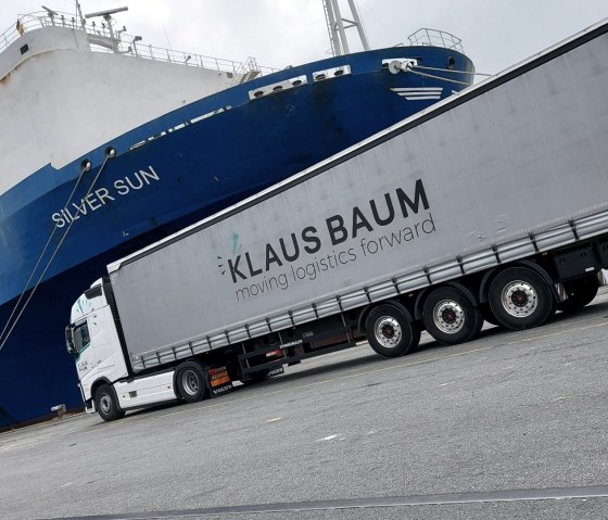 LKW-Schiff, ©  Internationale Transporte Klaus Baum