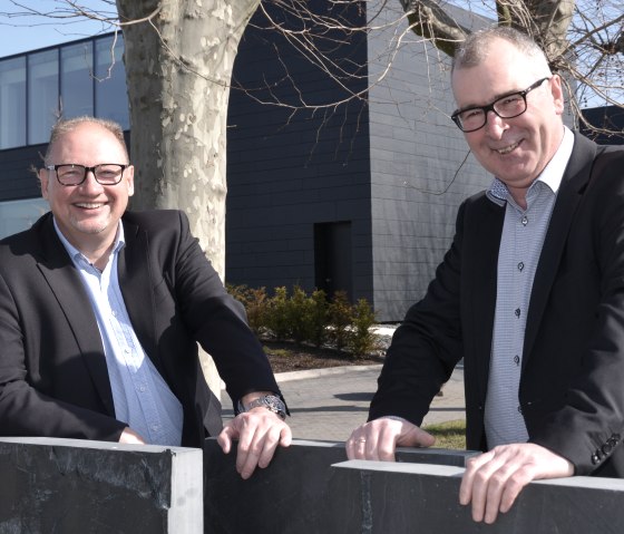 Geschäftsleiter Frank Rummel (re) und Andreas Jäger, © Rathscheck Schiefer und Dachsysteme