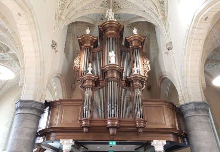 Die Orgel in der Kirche Sint Michiel in Bree, © Orgelbau Schumacher