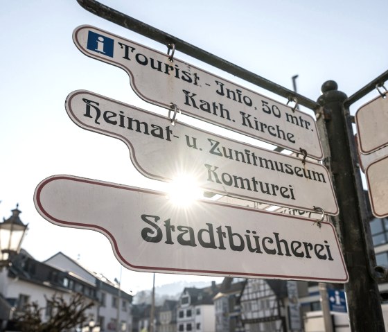 Adenau Beschilderung, © Eifel Tourismus GmbH/Dominik Ketz