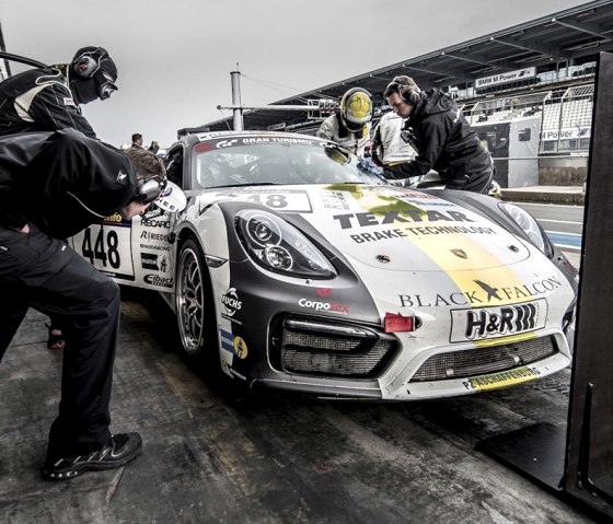 Black Falcon GmbH - Technikerteam im Einsatz, © Marke Eifel